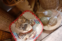 Braderie d'objets artisanaux africains à loubess marseille